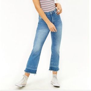 Forever 21 raw hem kick crop jeans